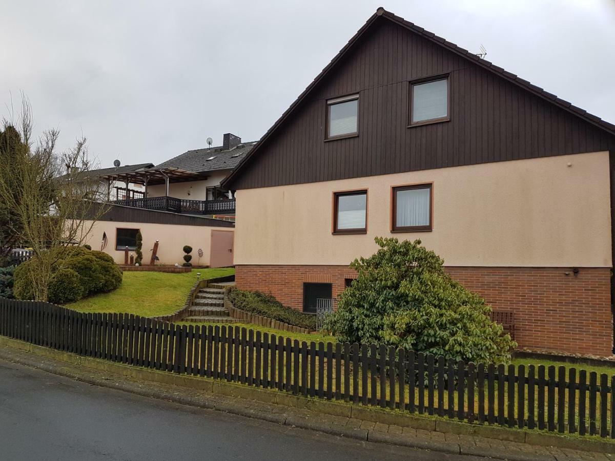 Gaestehaus Petra Steinau an der Straße Esterno foto